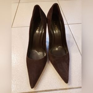Aldo Chocolate Brown Suede Pumps size 8.5